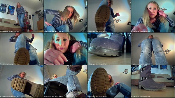 A new model in the World of POV: Joanna! Her first collection contains 13 pov-crush-clips with a very cute girl and her boots - Enjoy!
